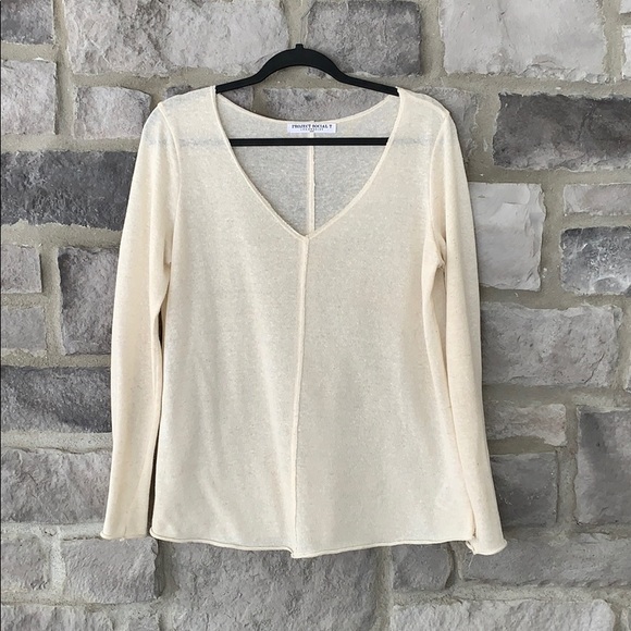 Tan long sleeve - Picture 1 of 4